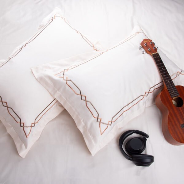 Mountain Trail Bedsheet