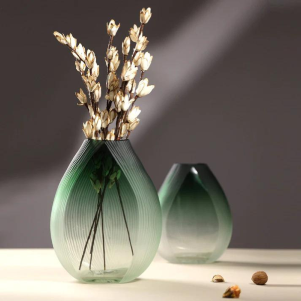 Caelus Luxury Ribbon Glass Vase