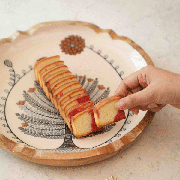 A Tree Of Hope Round Platter : Ivory Red
